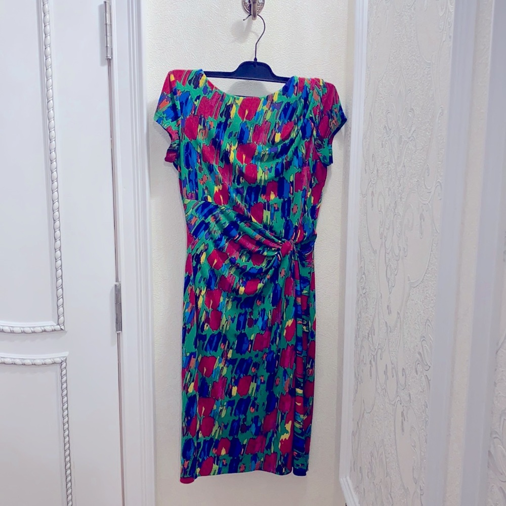 Multicolor dress with drapes and side knot